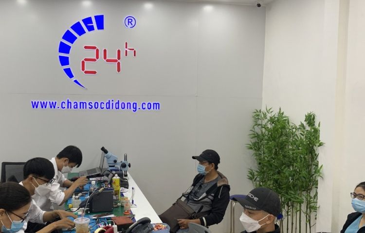 Bệnh Viện Điện Thoại Laptop 24h luôn tận tâm hỗ trợ khách hàng.