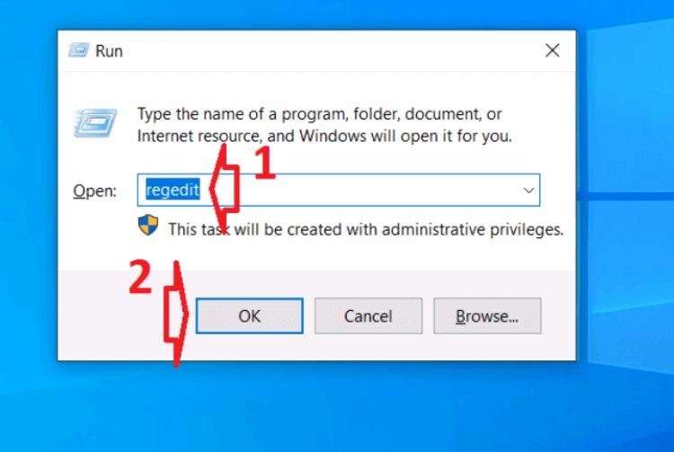 Bước nhập lệnh regedit và nhấn Ok 