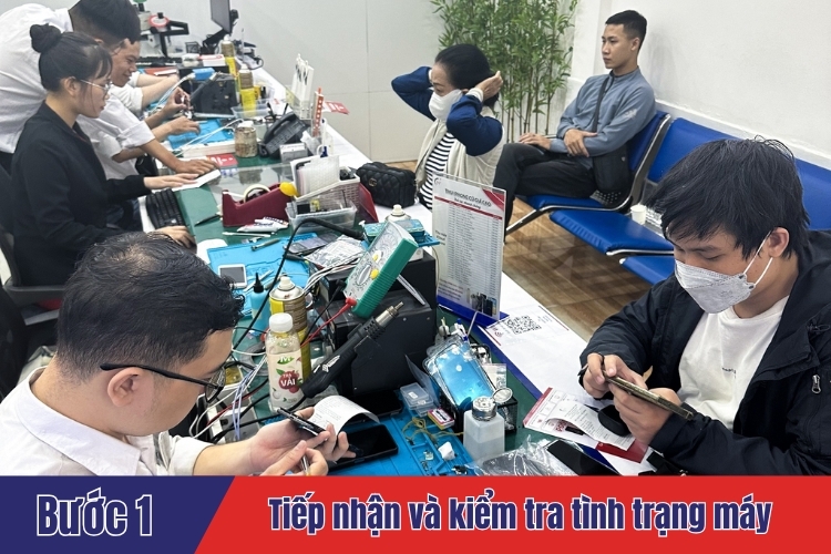 Nhân viên Tiếp nhận và kiểm tra tình trạng máy