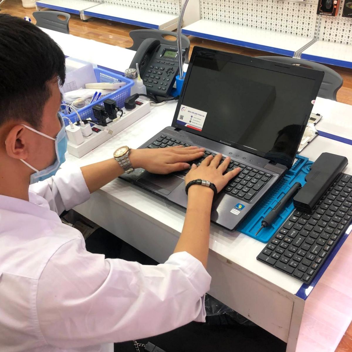 thay-ban-phim-laptop-lenovo-g4030