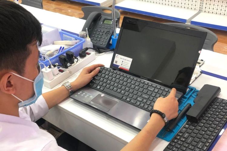 Đội ngũ chuyên viên có kinh nghiệm dày dặn trong việc sửa chữa laptop