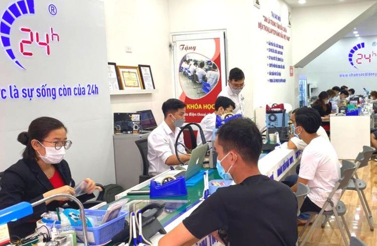 Trung tâm luôn hỗ trợ tư vấn khách hàng nhiệt tình