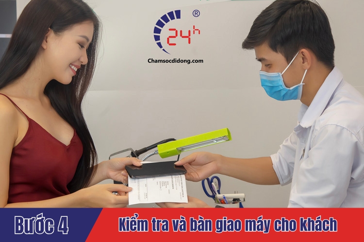 Quy trình thay mặt kính sau iPhone 15 Plus 