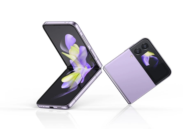 Kính lưng Samsung Galaxy Z Flip4 có thể bị hỏng sau một thời gian dài sử dụng