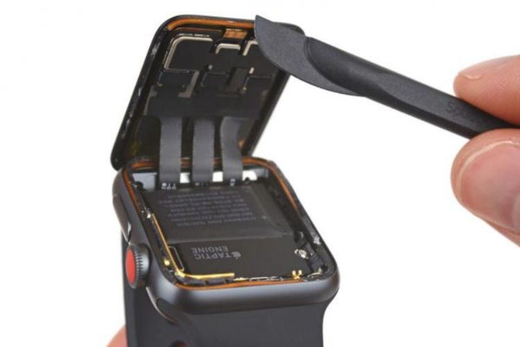  Nguyên nhân cần thay màn hình Apple Watch Series 4 42mm 
