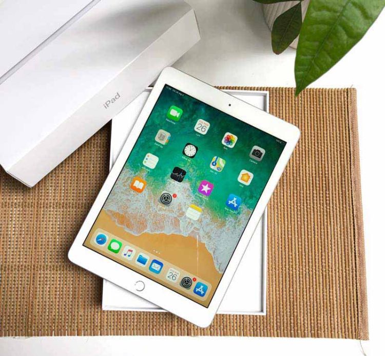 Thay màn hình iPad Gen 5 1