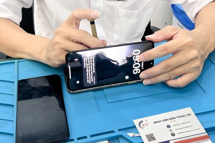 nên thay màn hình iphone 15 pro max loại nào
