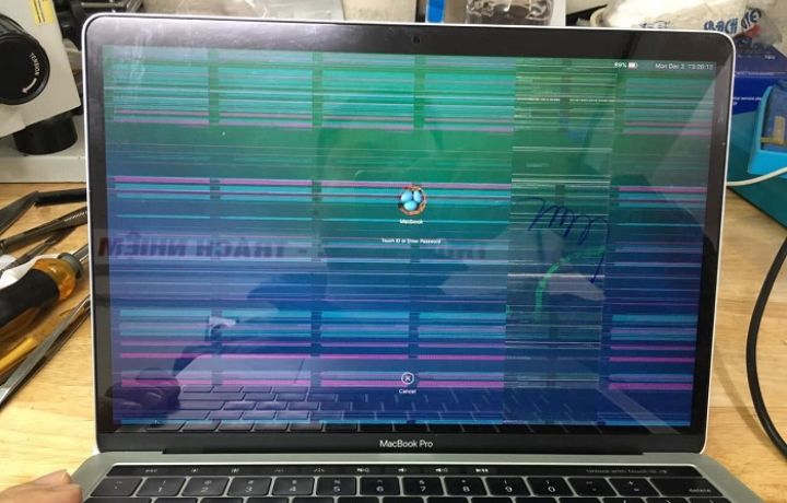 Nơi đâu thay màn hình MacBook Pro 16 inch 2020 A2141 uy tín tại TPHCM