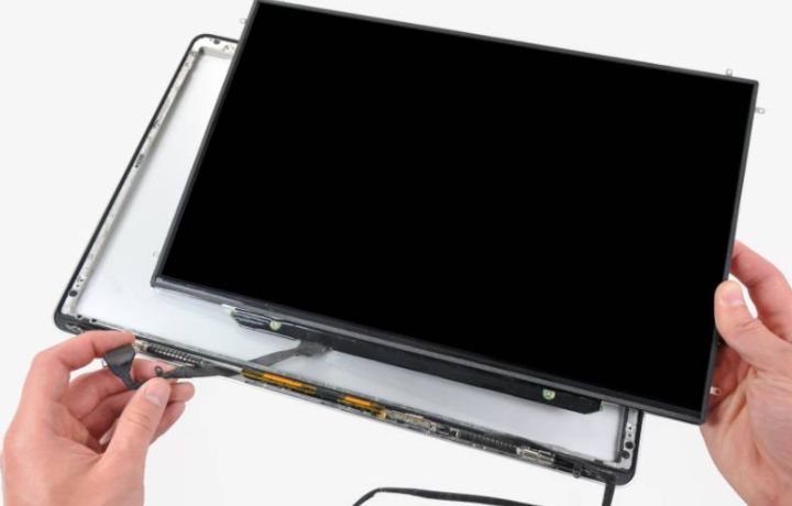 Nơi đâu thay màn hình MacBook Pro 16 inch 2020 A2141 uy tín tại TPHCM