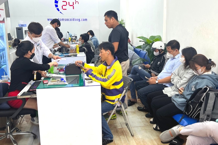 Thay màn hình Samsung Galaxy Z Fold5  tại Bệnh Viện Điện Thoại 24h