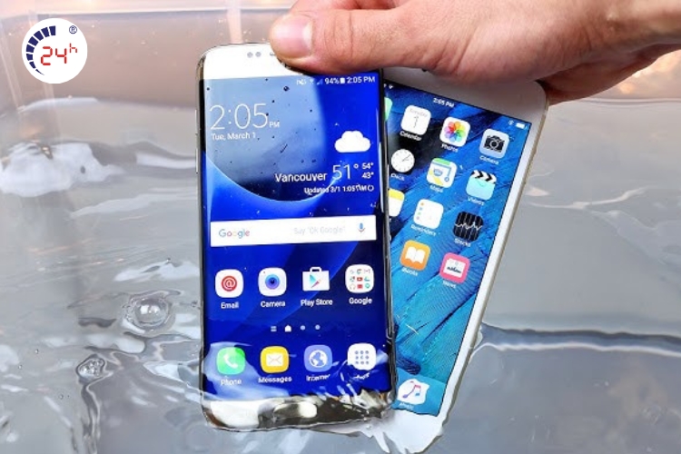điện thoại samsung tiếp xúc với nước