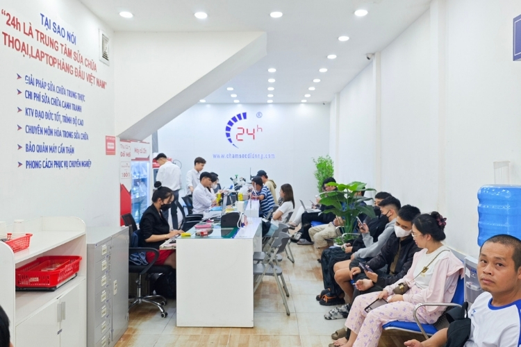 thay mặt kính iPhone 13