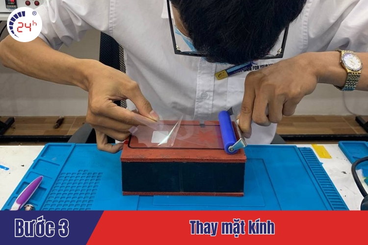 thay mặt kính iPhone 15 Pro