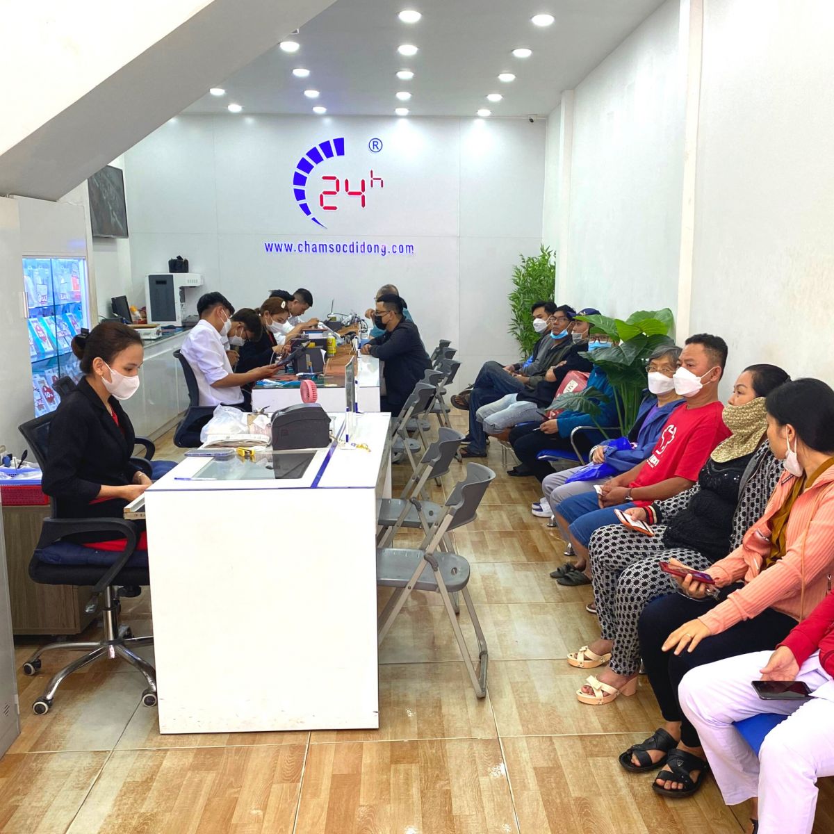 thay-mat-kinh-samsung-galaxy-a52-a525f