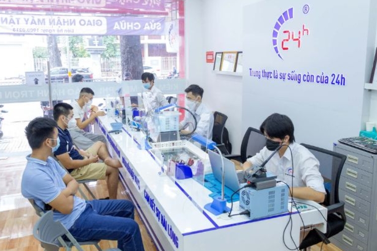 nên thay pin Samsung J7 Prime ở đâu uy tín tại tphcm