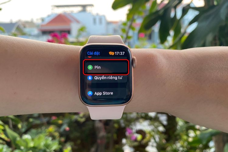 Những trường hợp cần thay pin Apple Watch Series 4