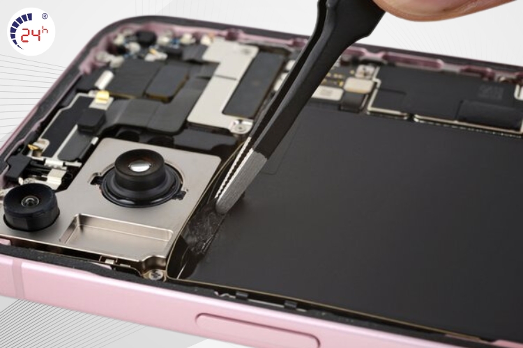 thay pin iphone 15 plus mất bao lâu