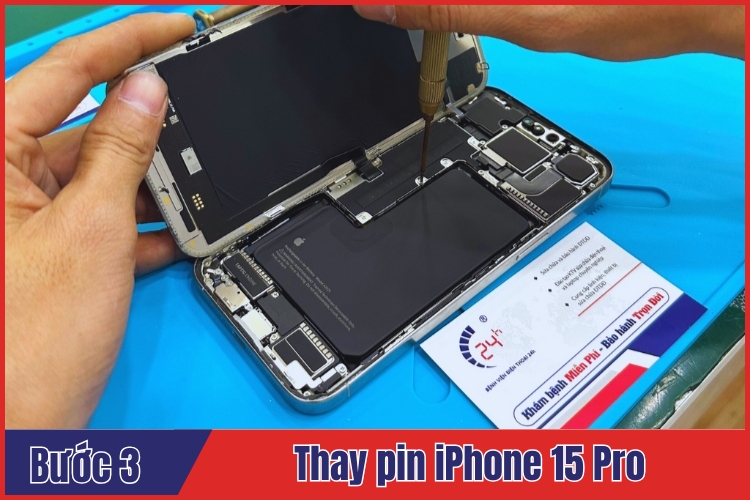 Quy trình thay Pin iPhone 15 Pro tại Bệnh Viện Điện Thoại, Laptop 24h