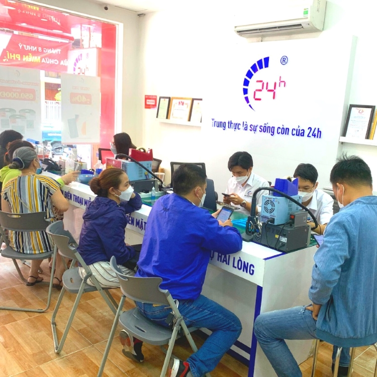 Bệnh viện Điện Thoại Laptop 24h là một lựa chọn tốt khi bạn muốn thay pin laptop