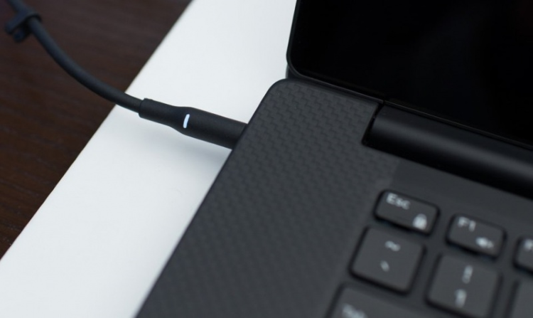 Sạc sai cách có thể khiến pin laptop nhanh bị hỏng