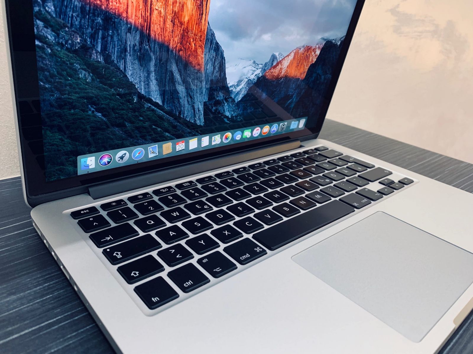 Thay pin MacBook Pro 13 (2013, 2014, 2015)