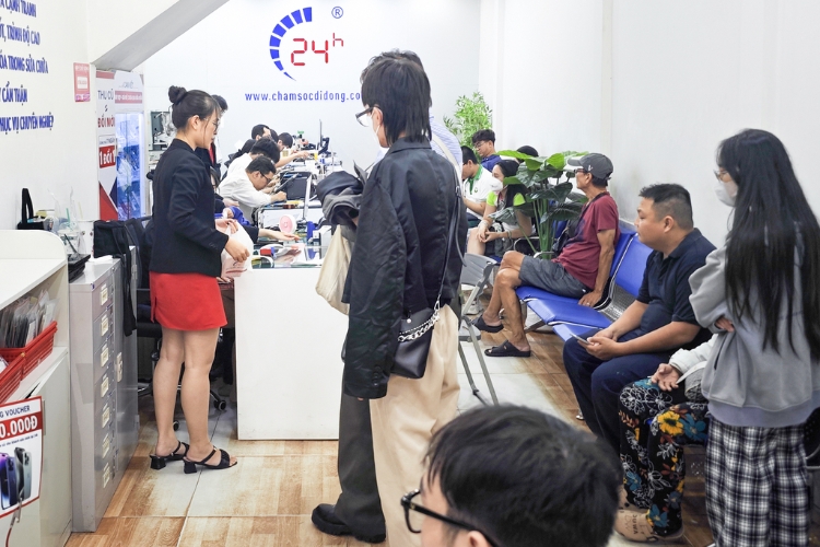 thay pin samsung ở đâu uy tín