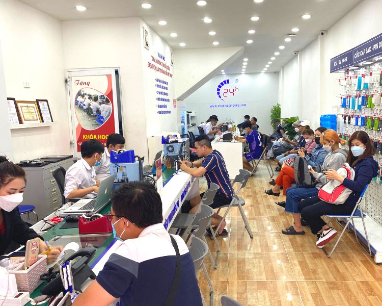 Bạn có thể thay pin Samsung mới tại Bệnh Viện Điện Thoại Laptop 24h