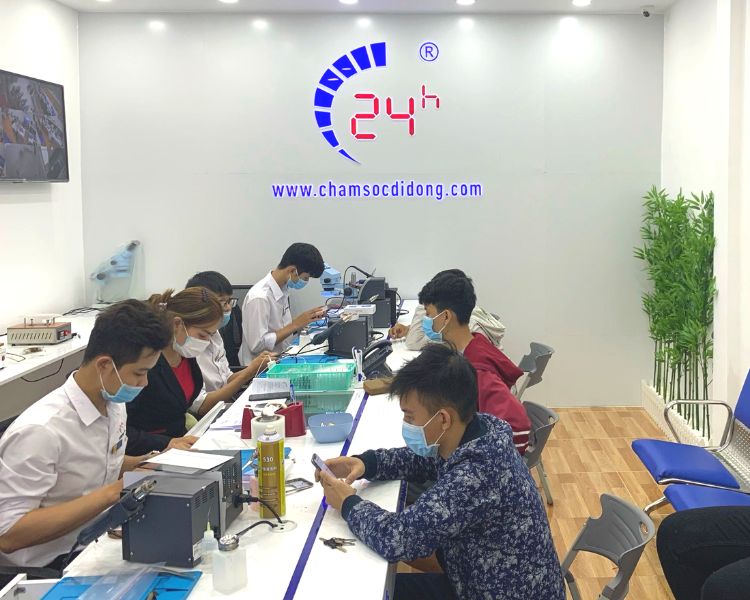 Bệnh Viện Điện Thoại Laptop 24h có thể hỗ trợ thay pin Samsung nhanh chóng