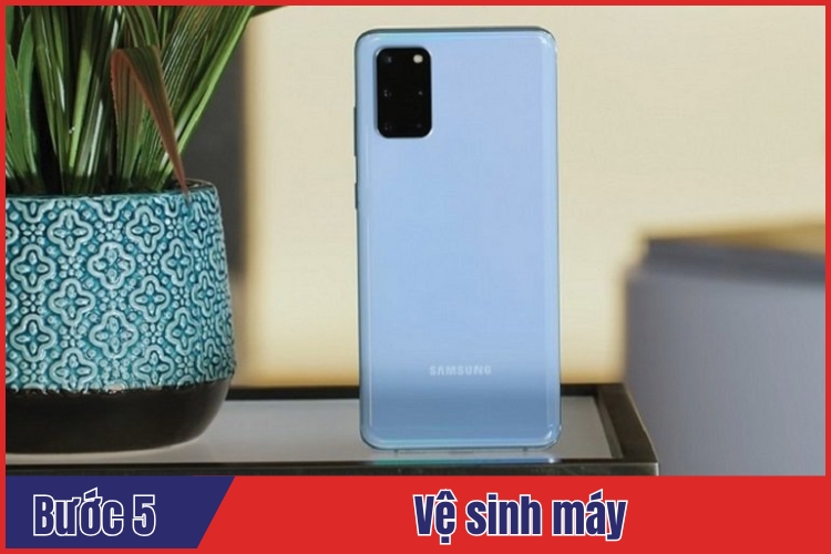 thay pin Samsung S20 Plus chính hãng lấy ngay