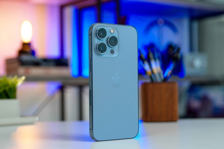 thay vỏ iPhone 13 Pro
