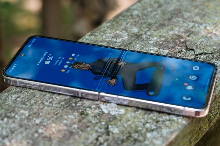 Cần lưu ý trước khi thay vỏ Samsung Galaxy Z Flip5