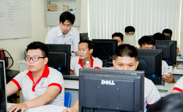 Học sửa chữa Laptop tại Trung Tâm Sửa Chữa Điện Thoại và Laptop 24h 