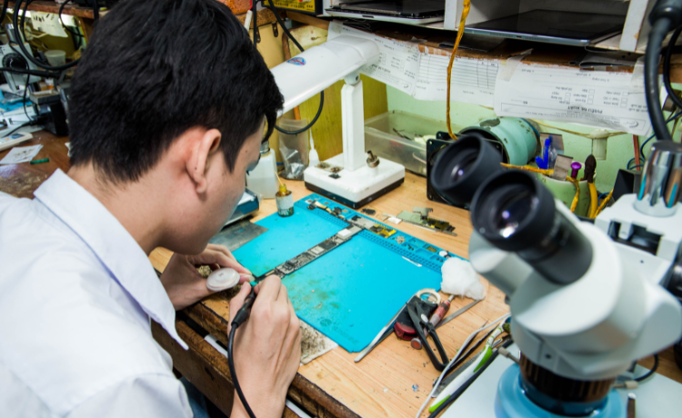 Thực hành và trải nghiệm thực tế