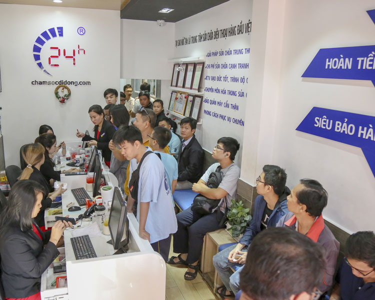 khách tin chọn thay vỏ iPhone 7 tại 24h