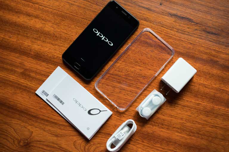 Thay màn hình Oppo F3 hình 1