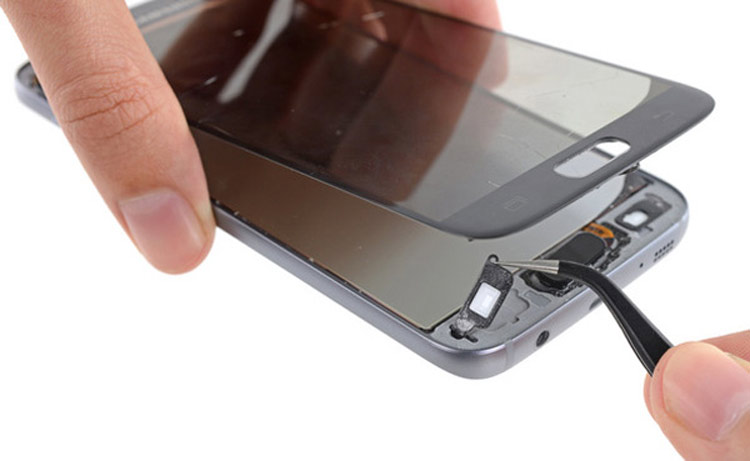 thay mat kinh cam ung samsung galaxy s7 edge 3