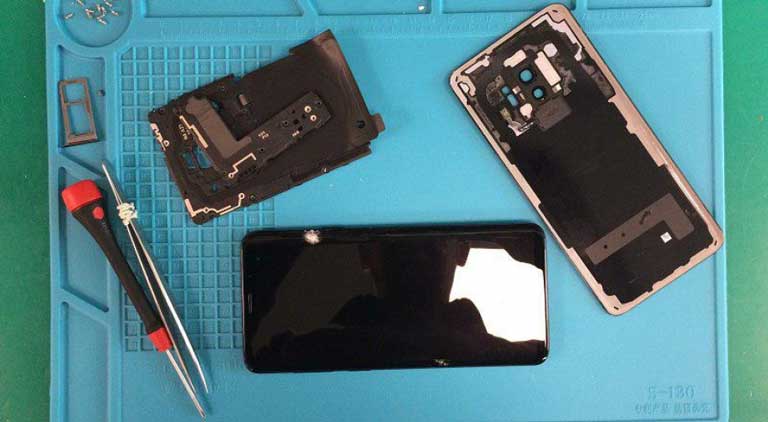 Thay mặt kính cảm ứng Samsung Galaxy S9 03