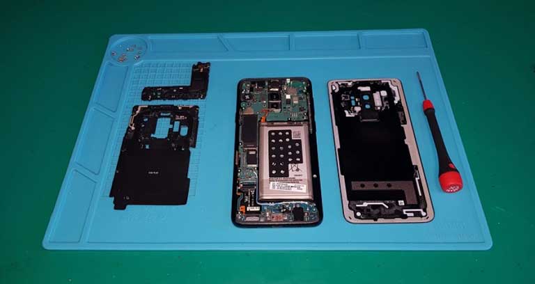 Thay mặt kính cảm ứng Samsung Galaxy S9 Plus 03