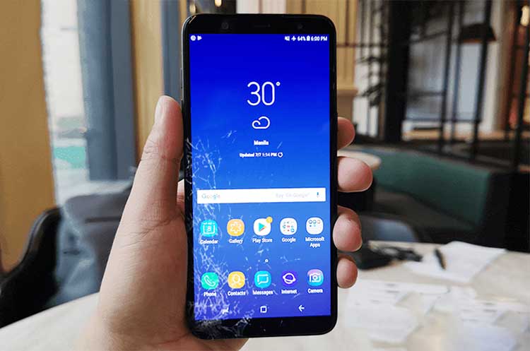 thay mat kinh cam ung Samsung Galaxy J8 2