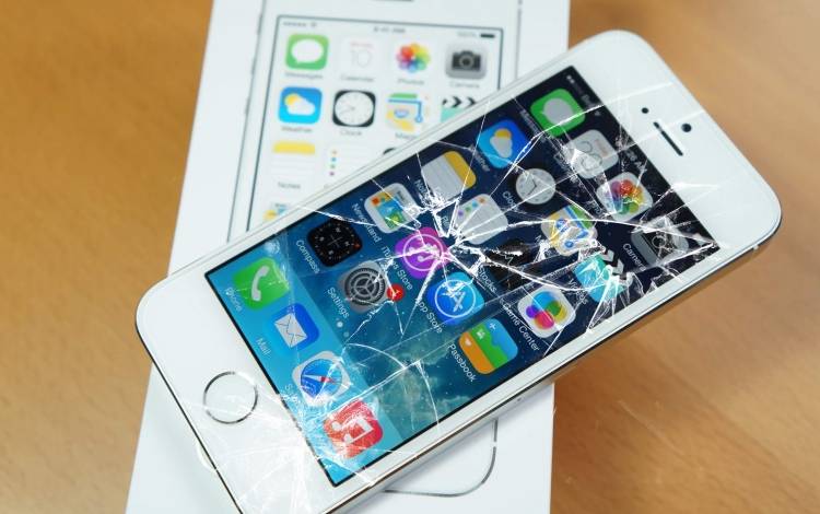 Nguyên nhân mặt kính iPhone 6 Plus hư hỏng