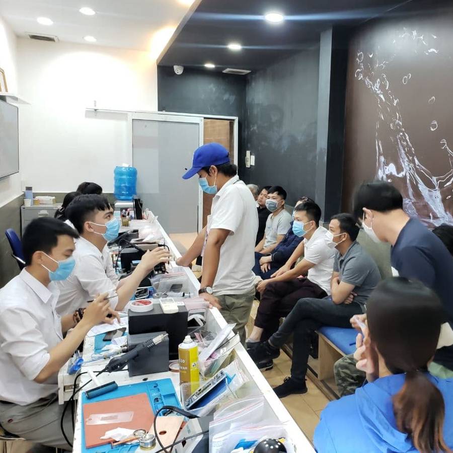 thay màn hình iPad pro 11