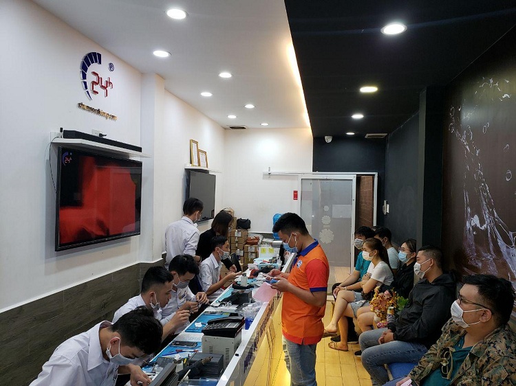 Bệnh Viện Điện Thoại 24h hỗ trợ thay màn hình di động lấy ngay trong ngày