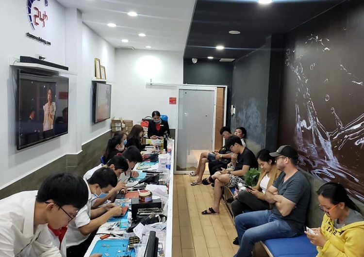 Bệnh Viện Điện Thoại 24h - địa điểm hỗ trợ thay màn hình uy tín, lấy ngay trong ngày