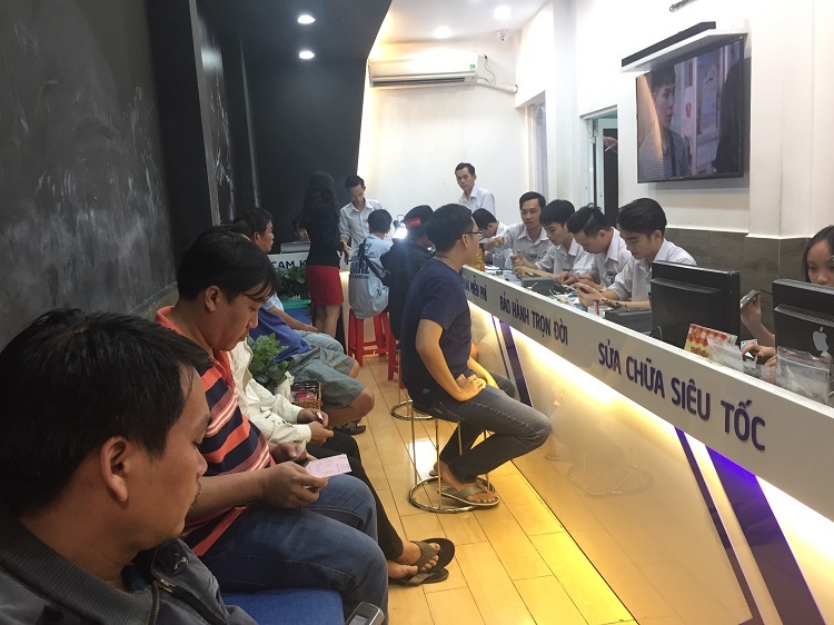Thời gian thay màn hình di động ở Bệnh Viện Điện Thoại 24h chỉ trong 45 - 60 phút