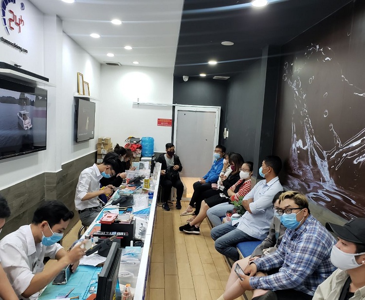 Bệnh Viện Điện Thoại 24h là nơi có thể hỗ trợ thay màn hình cho thiết bị của bạn nhanh chóng