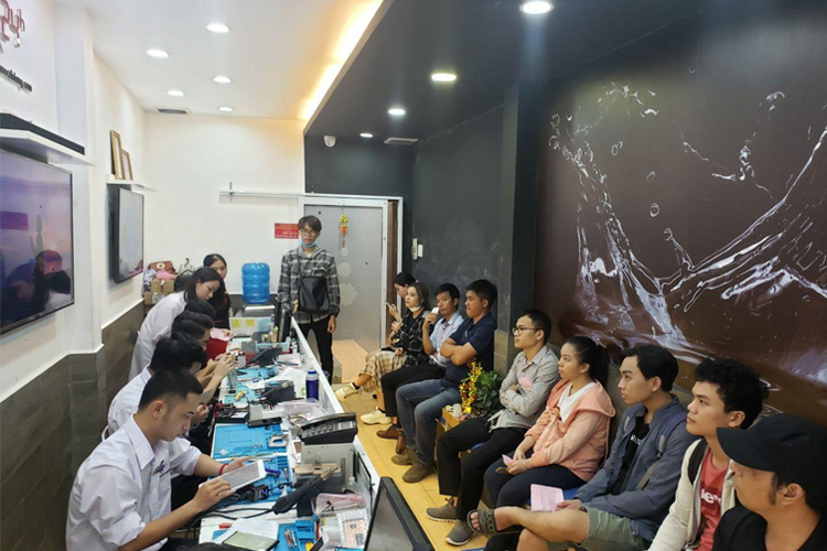 nên thay màn hình rog phone 3 ở đâu