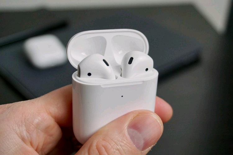 Bạn có thể đổi tên cho Apple Airpods trên nhiều dòng iPhone khác nhau