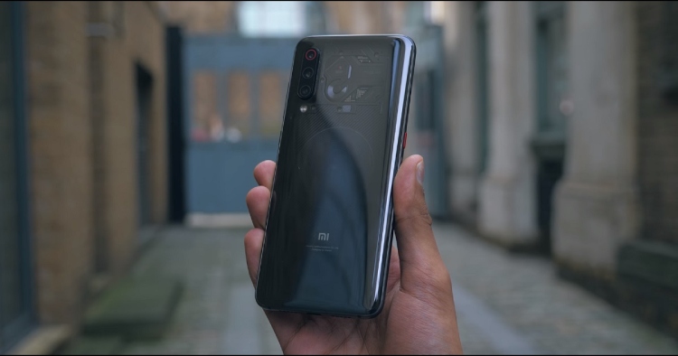 Thay mặt kính Xiaomi Mi 9 Explorer