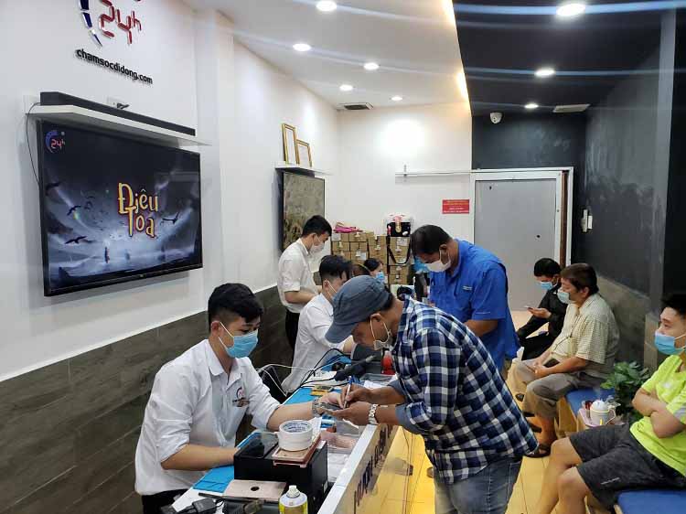 Bệnh Viện Điện Thoại 24h là nơi đáng tin cậy để bạn lựa chọn khi có nhu cầu thay mặt kính điện thoại