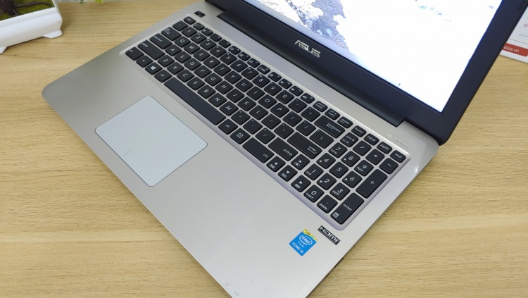 bbàn phím laptop asus a556